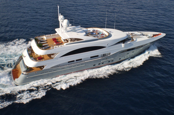 M/Y ARMADA