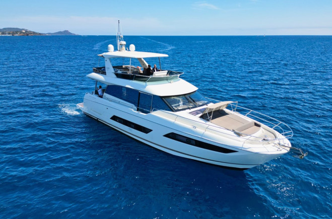 M/Y ENDLESS SUMMER II | Prestige