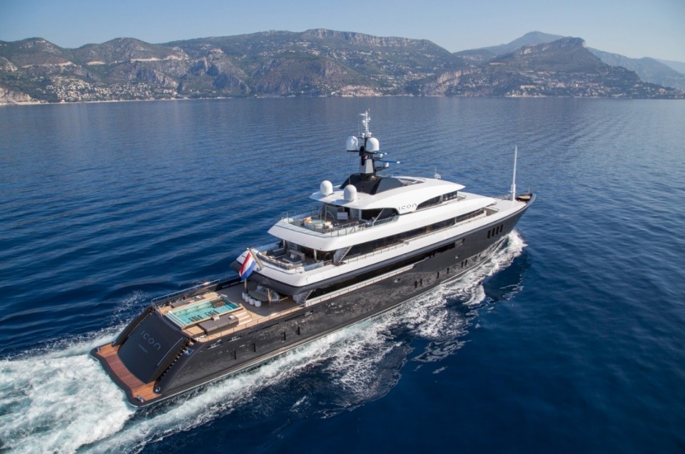 icon superyacht