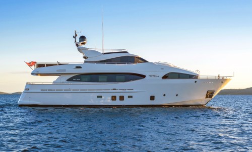 Motor Yacht Novela - New Central Agent