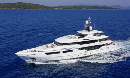 Admiral Maxima 47 - M/Y ENTOURAGE – For Sale